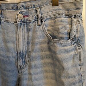 AE 90's Relaxed  Boyfriend Sz12 Women's Light Blue Jeans